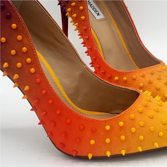 Steve Madden Vala Pumps Spike Studded Punk Ombré Sunset Stiletto Size 6.5 - Picture 4 of 6